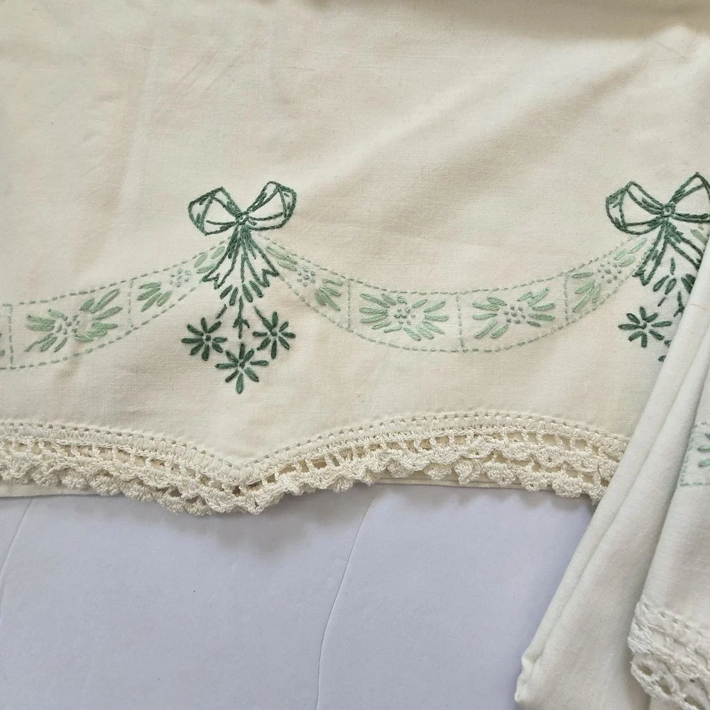 Vintage Embroidery Floral Pillowcases PAIR Cottage Core Granny Boho Green Floral